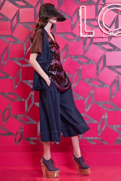 Look 26